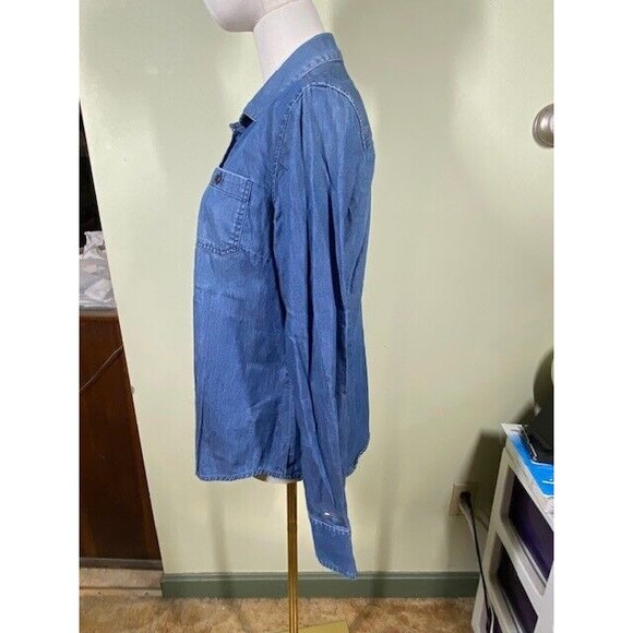 Tommy Hilfiger Womens Sz M Blue Chambray Button-Up Casual Long Sleeve Shirt - Picture 6 of 11